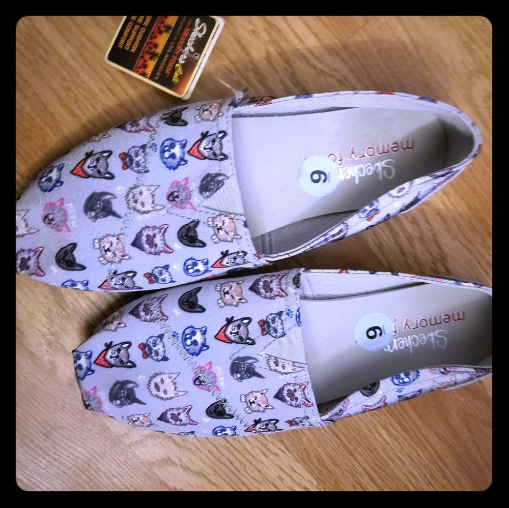 Skecher's (Bob's) cat loafer nwt